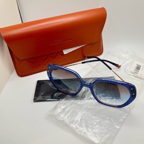 MISSONI - Rose Gold and blue frame sunglasses - NWT - 56-18-145 - giftable - Picture 9 of 12